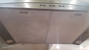 How to clean your rangehood 'after' photo